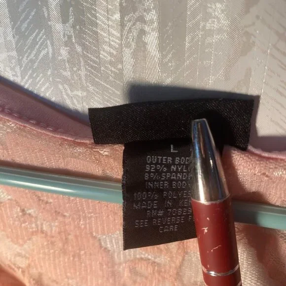 Rue 21 Double Layer Pink Lace Top Size Large - Picture 6 of 9